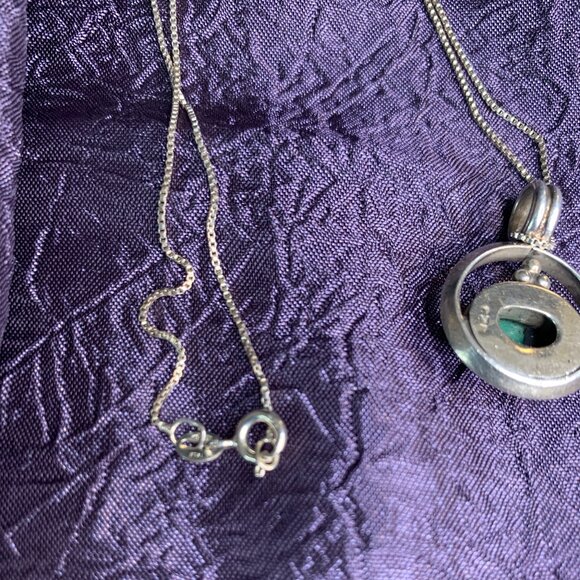 Sterling Silver Turquoise (?) Pendant on 17 inch Sterling Silver Rope Chain - Picture 4 of 7